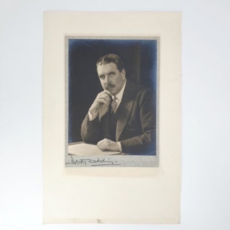 Original Studio Portrait Photograph of a Male Sittter by Dorothy Wilding