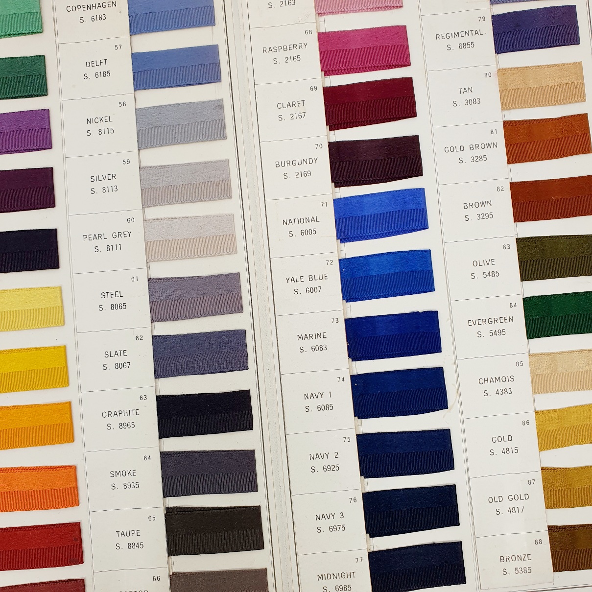 Standard Color Card of America | Beaux Books